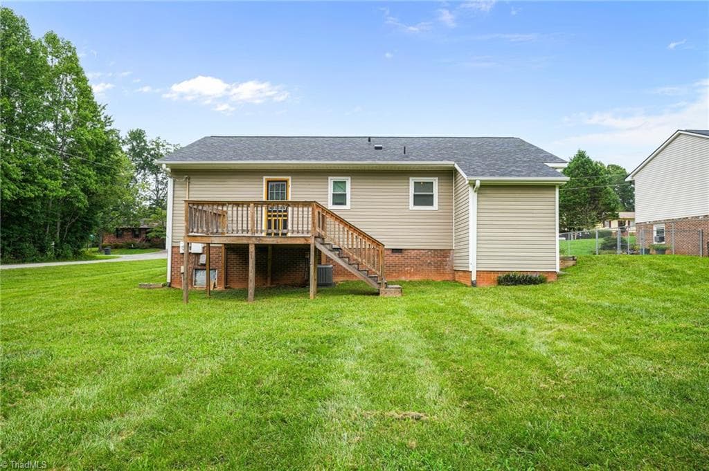 Stick/Site Built at 5006 Woodsboro Lane, Winston-Salem NC 27105, Winston-Salem, photo 40 of 45