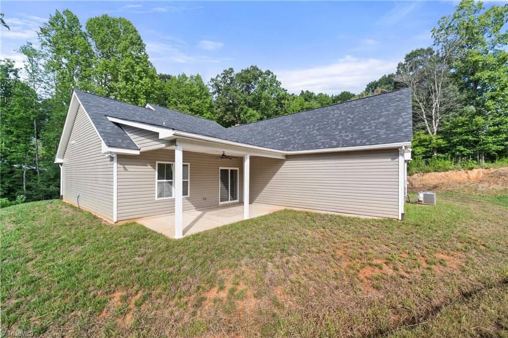 Stick/Site Built at 3101 Hickory Ridge Drive, Winston-Salem NC 27127, photo 31 of 35