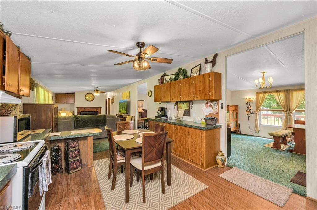 Manufactured Home at 8112 N NC Highway 16, Millers Creek NC 28651, photo 10 of 41