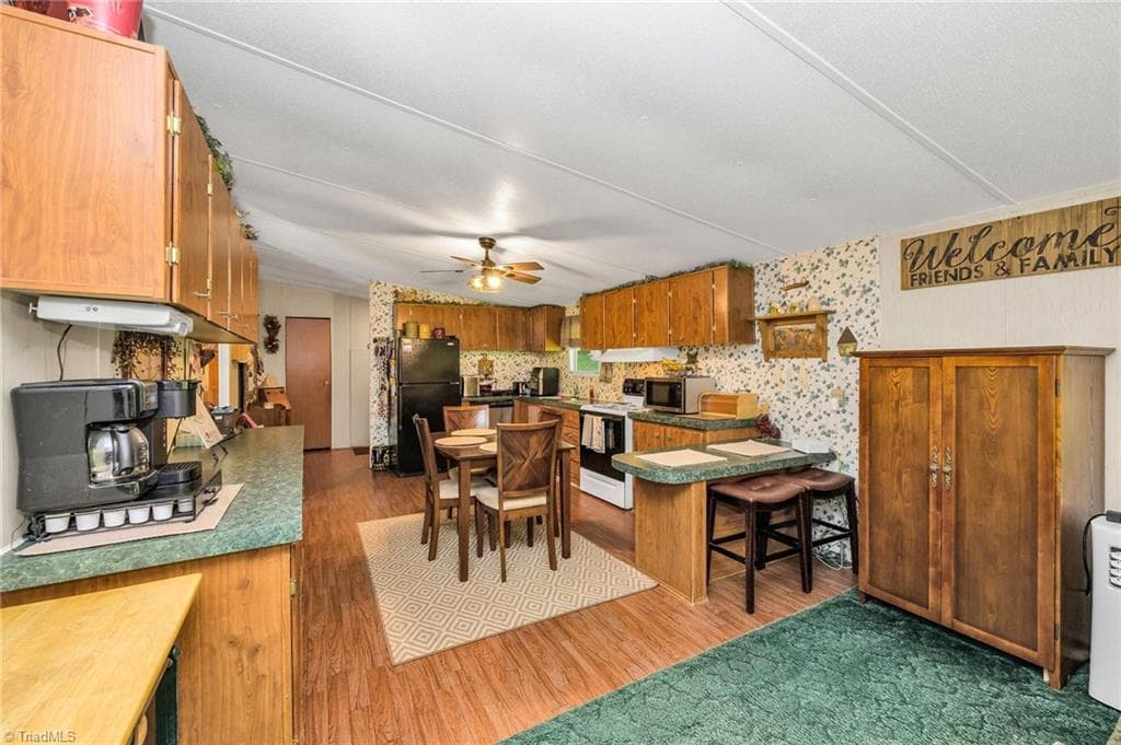 Manufactured Home at 8112 N NC Highway 16, Millers Creek NC 28651, photo 11 of 41