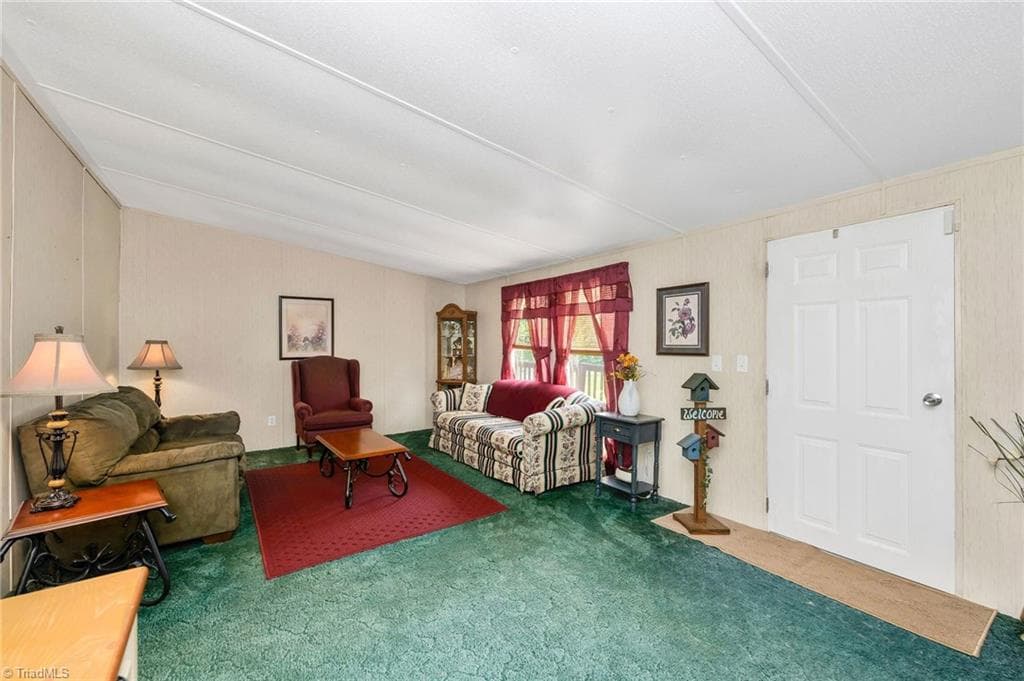 Manufactured Home at 8112 N NC Highway 16, Millers Creek NC 28651, photo 19 of 41