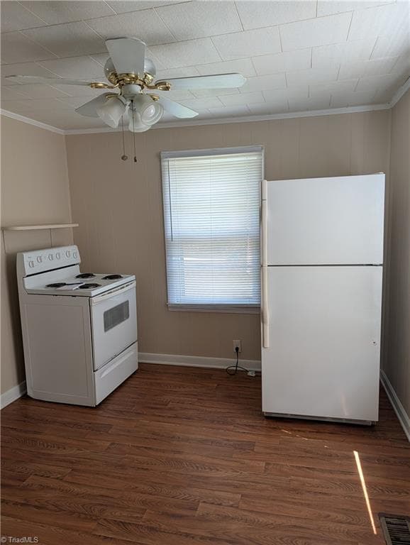 Stick/Site Built at 905 W Jefferson Street, Mayodan NC 27027, photo 10 of 12