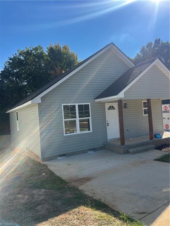 Stick/Site Built at 917 Redding Drive, High Point NC 27260, photo 2 of 31