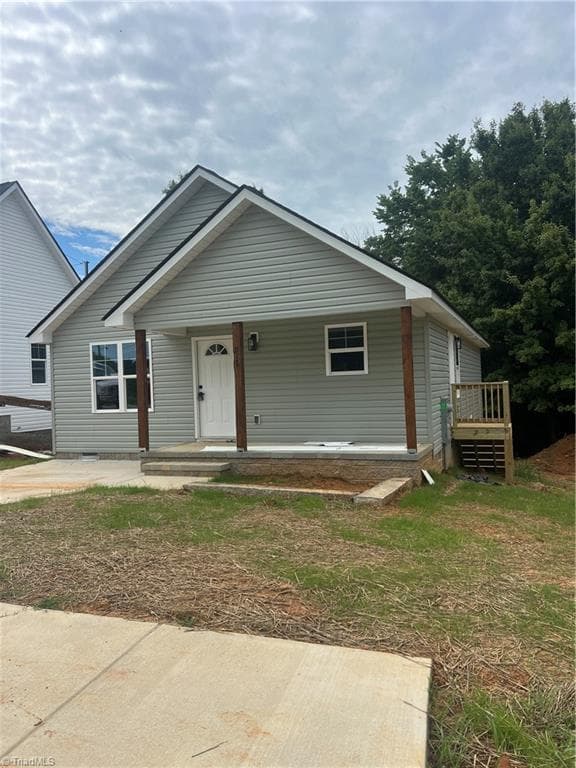 Stick/Site Built at 917 Redding Drive, High Point NC 27260, photo 5 of 31