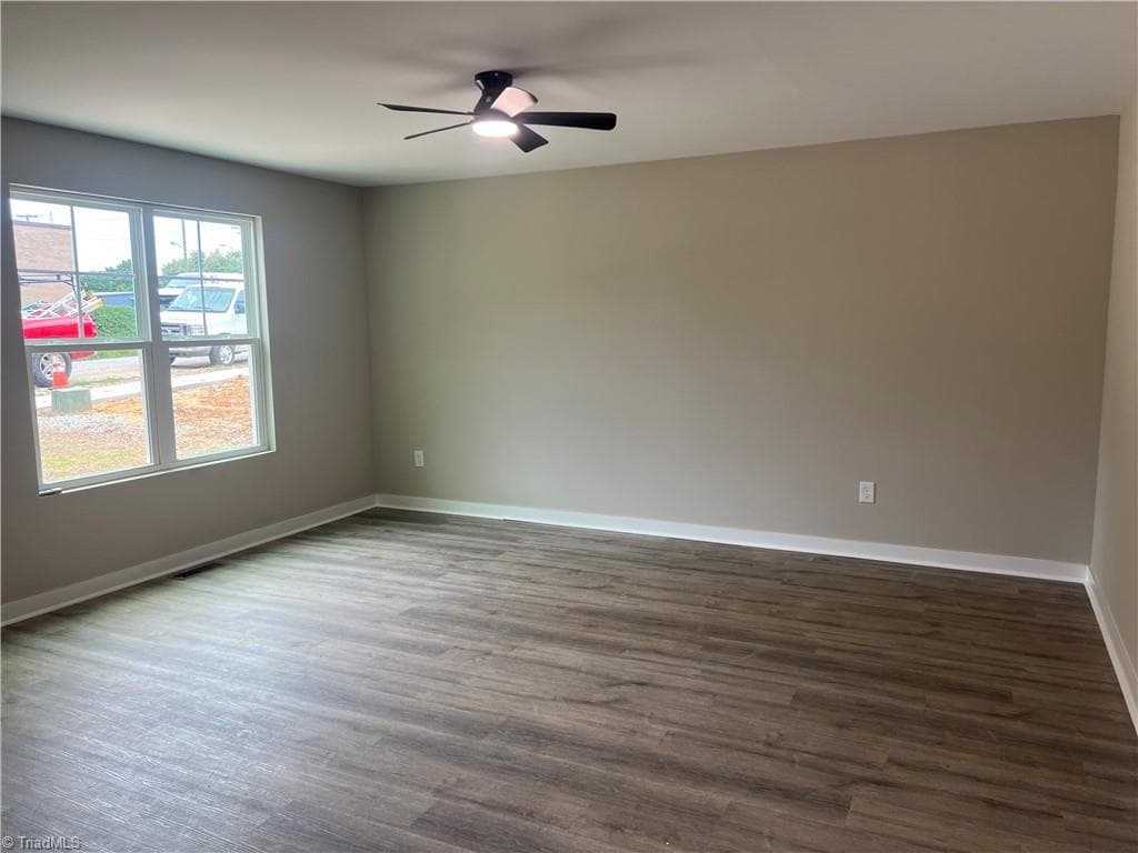 Stick/Site Built at 917 Redding Drive, High Point NC 27260, photo 15 of 31