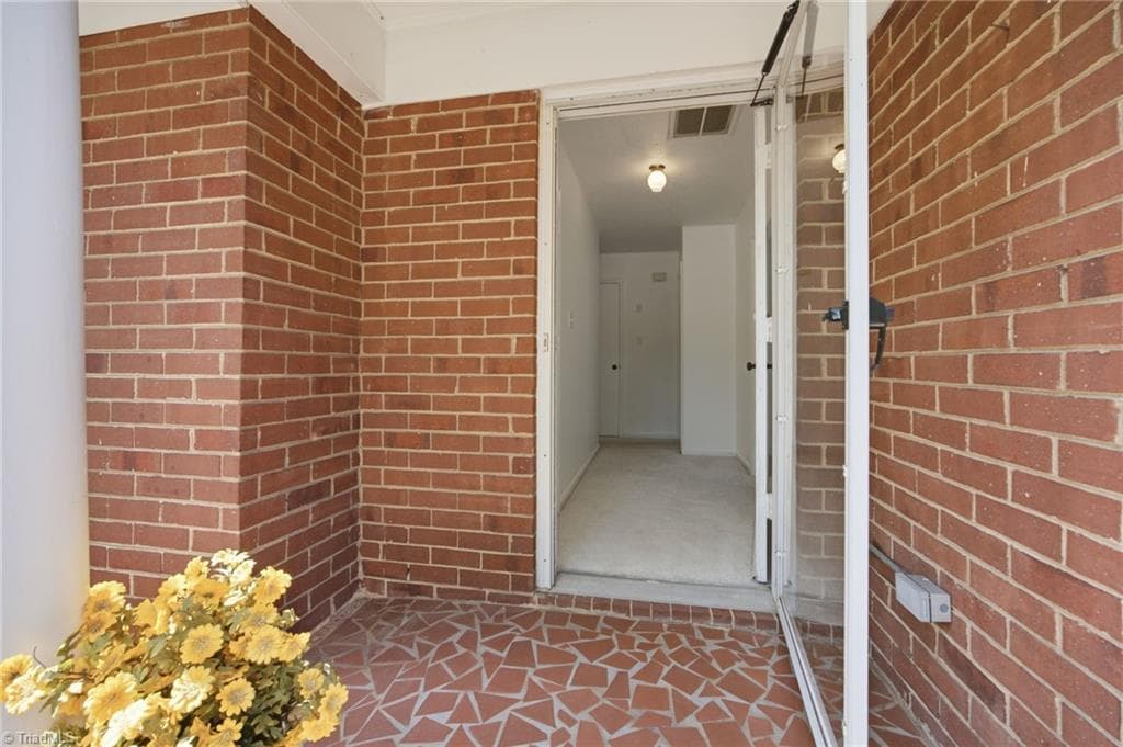Stick/Site Built at 1045 S Magnolia Street, Mooresville NC 28115, Mooresville, photo 7 of 45