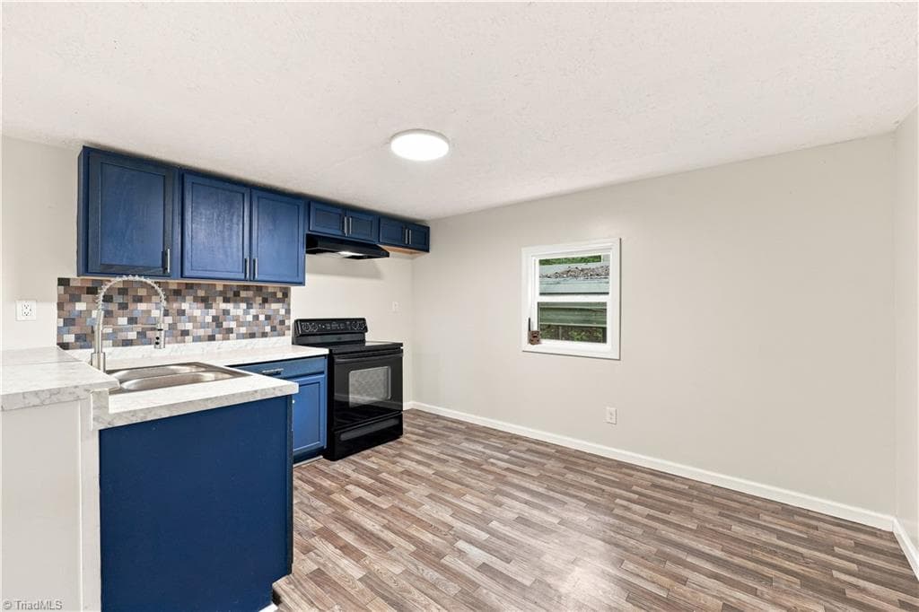 Manufactured Home at 3511 Summertime Place, Winston-Salem NC 27107, Winston-Salem, photo 6 of 41