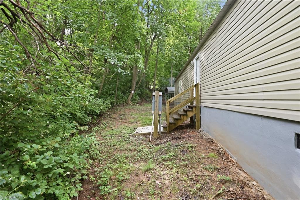 Manufactured Home at 3511 Summertime Place, Winston-Salem NC 27107, Winston-Salem, photo 30 of 41