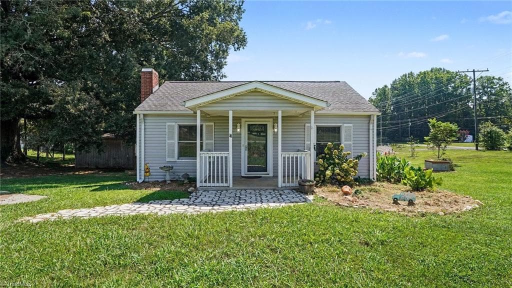4516 Branson Davis Road, Sophia NC 27350
