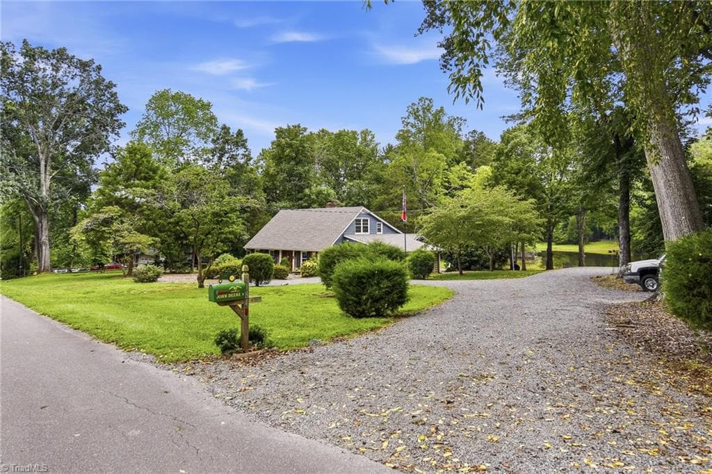 Stick/Site Built at 4184 Sunnydell Drive, Winston-Salem NC 27105, Winston-Salem, photo 14 of 40