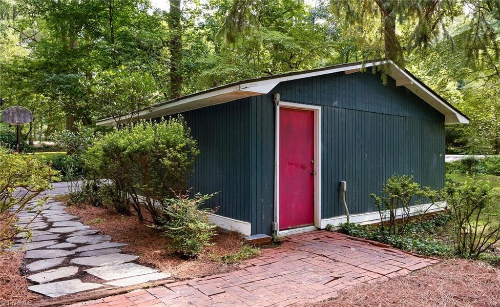 Stick/Site Built at 219 Buttercup Drive, Jamestown NC 27282, photo 13 of 36