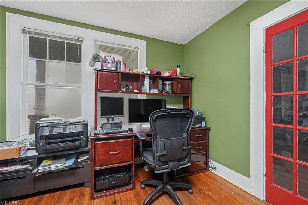 Stick/Site Built at 2842 N Patterson Avenue, Winston-Salem NC 27105, Winston-Salem, photo 14 of 23