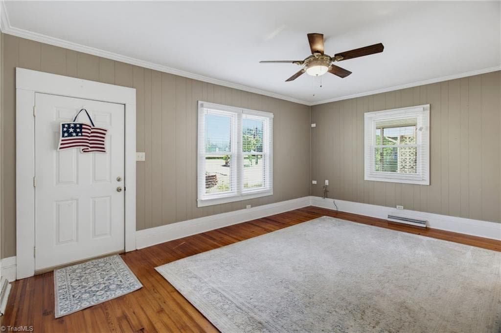 Stick/Site Built at 917 Overlook Avenue, Eden NC 27288, photo 5 of 21