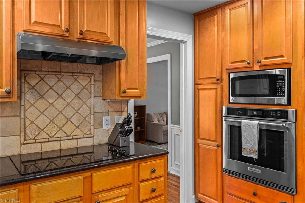 Stick/Site Built at 1236 Sturbridge Avenue, High Point NC 27262, High Point, photo 35 of 100