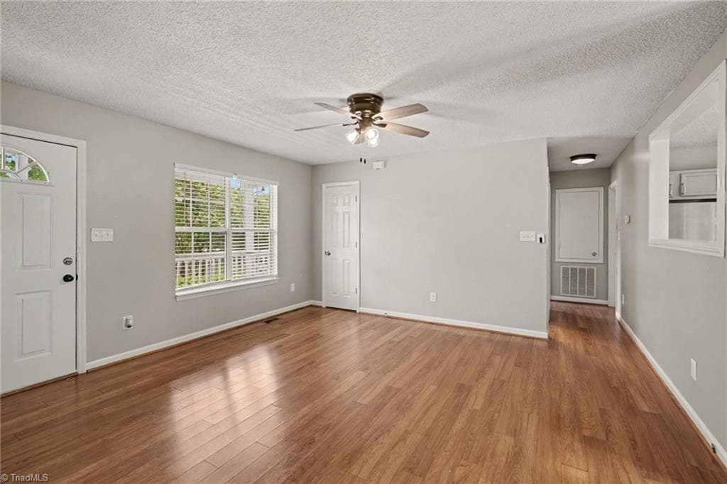 Stick/Site Built at 100 Birch Tree Lane, Thomasville NC 27360, photo 11 of 18