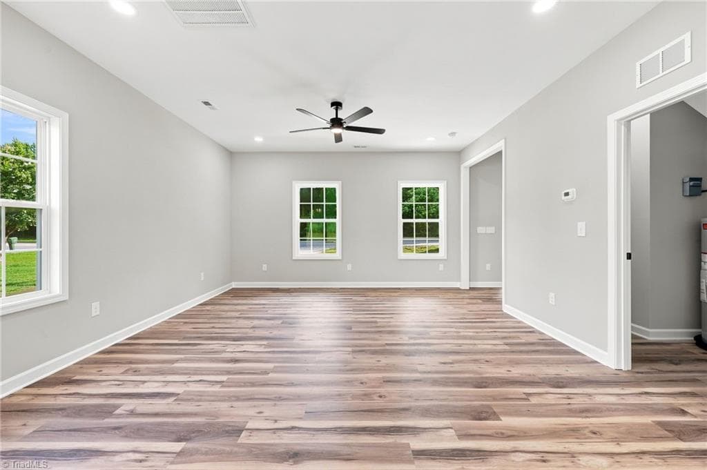 Stick/Site Built at 2808 Reynolds Park Road, Winston-Salem NC 27107, Winston-Salem, photo 12 of 46