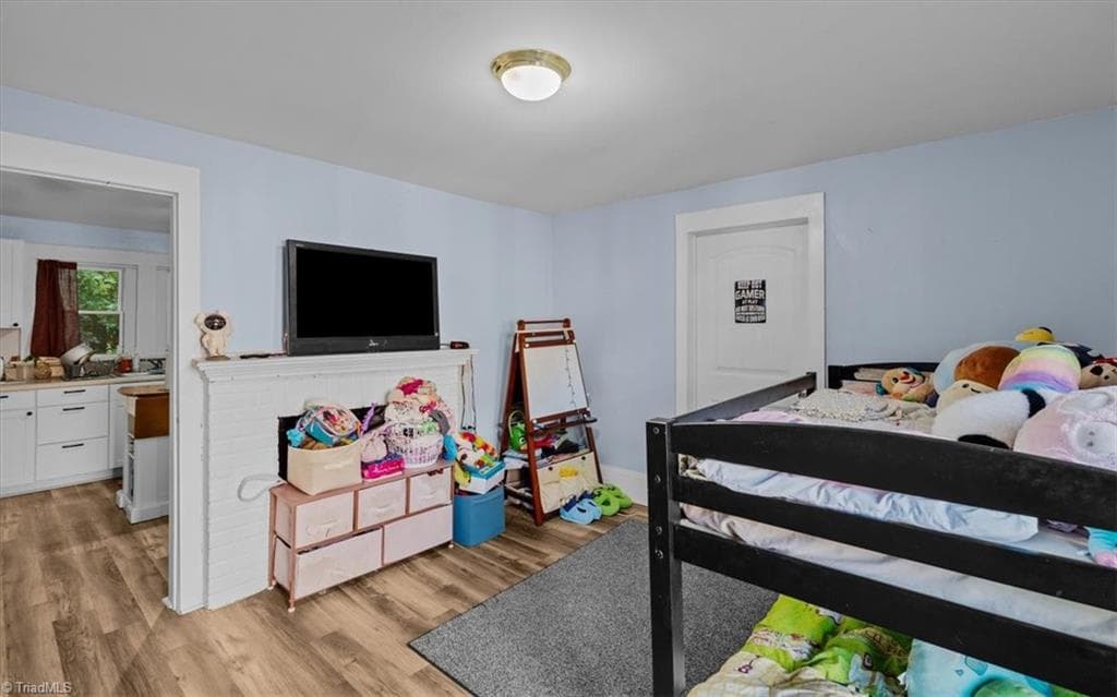 Stick/Site Built at 1207 Vernon Place, High Point NC 27260, photo 15 of 20