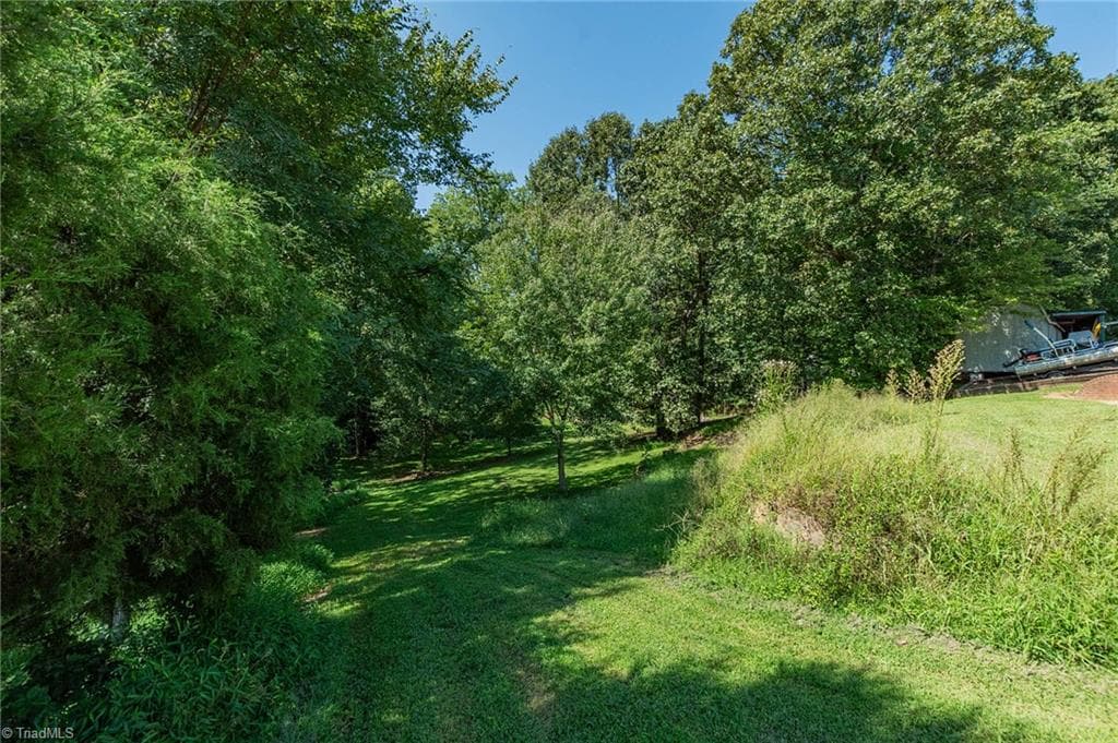 Stick/Site Built at 108 Highgate Lane, Lexington NC 27292, photo 39 of 40