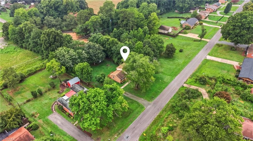 Stick/Site Built at 211 Yorktown Road, Kernersville NC 27284, photo 38 of 40