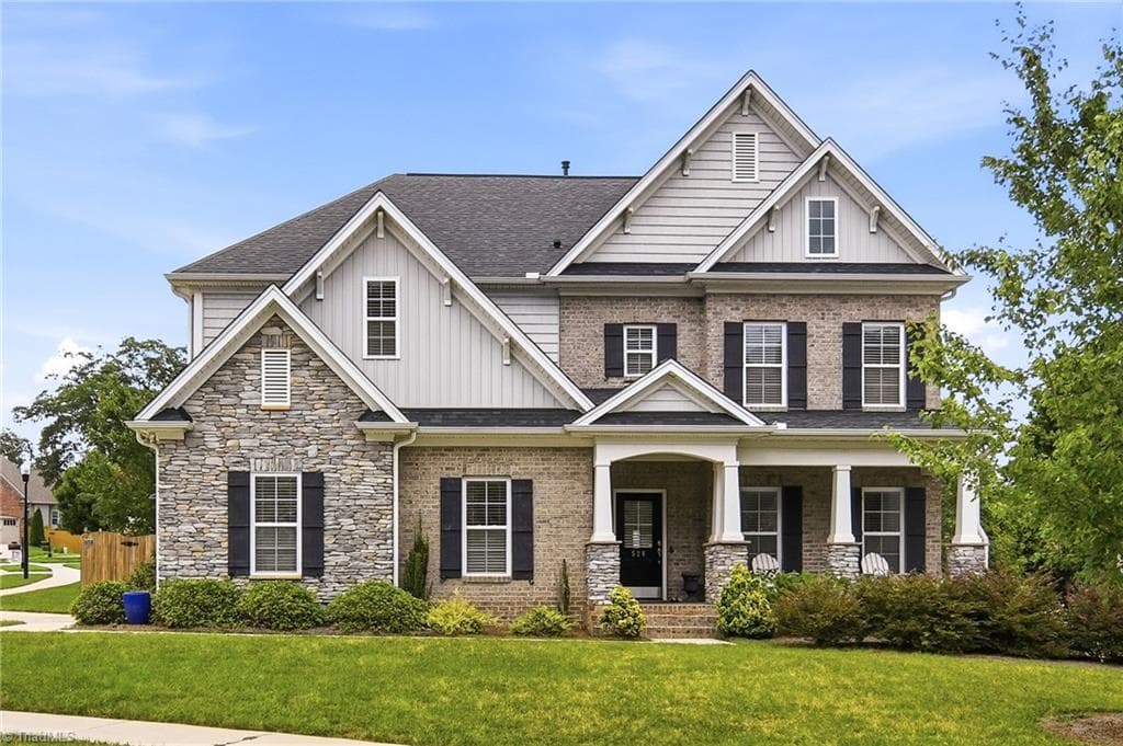 528 Amos Garden Drive, Winston-Salem NC 27104