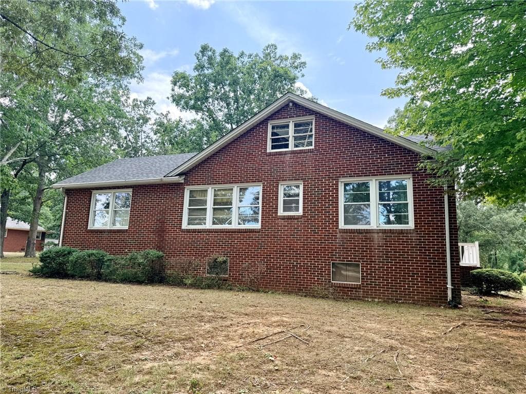 Stick/Site Built at 1928 South Avenue, Eden NC 27288, photo 28 of 35