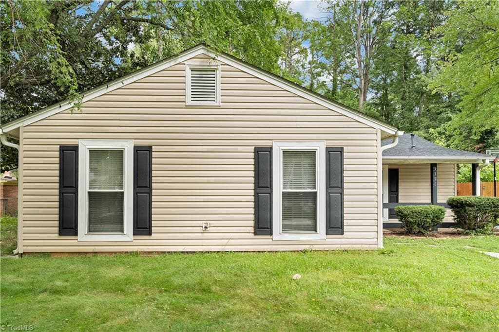 Stick/Site Built at 3326 Darden Road, Greensboro NC 27407, photo 2 of 28
