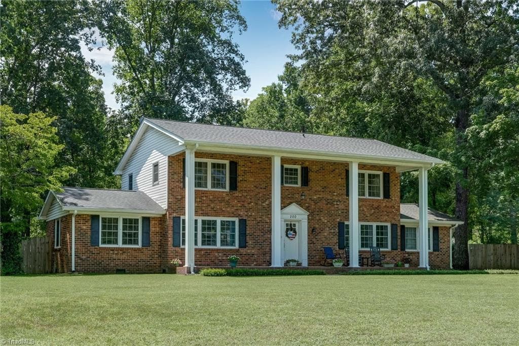 Stick/Site Built at 200 Taft Street, Eden NC 27288, photo 2 of 31