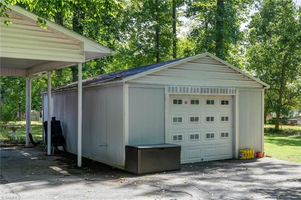 Stick/Site Built at 200 Taft Street, Eden NC 27288, photo 25 of 31