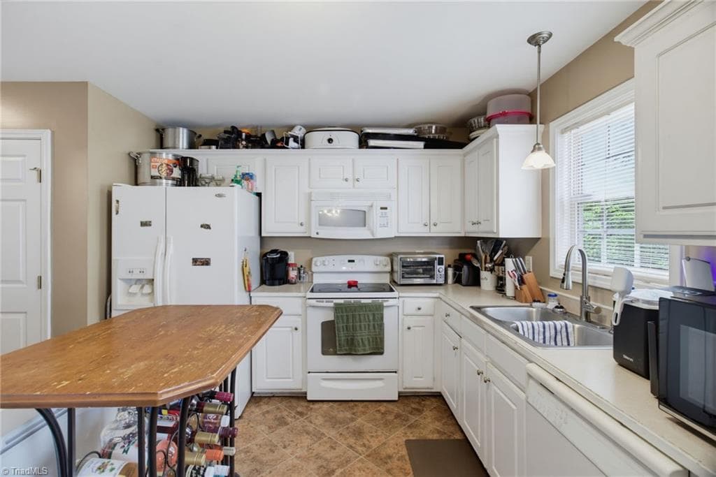 Stick/Site Built at 604 W Whitsett Street, Graham NC 27253, photo 6 of 14