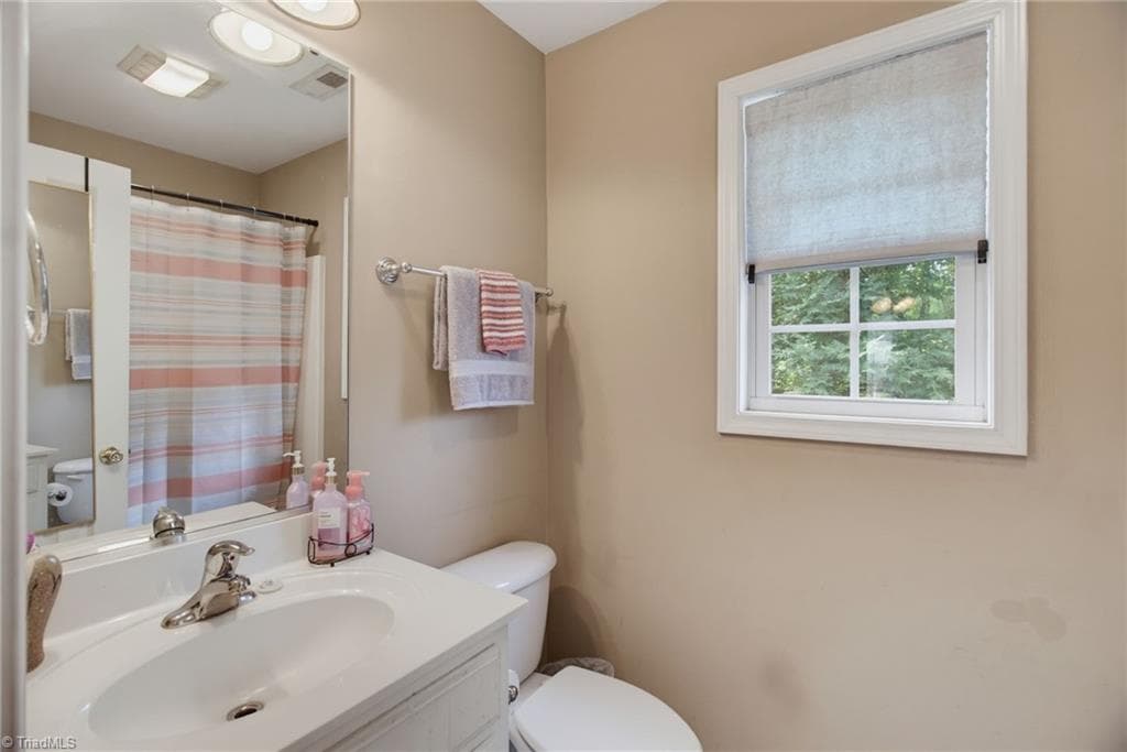 Stick/Site Built at 604 W Whitsett Street, Graham NC 27253, photo 8 of 14
