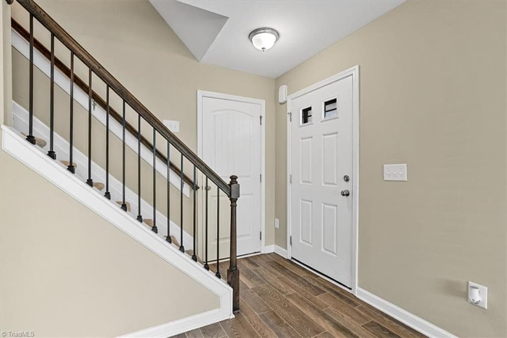 Stick/Site Built at 3837 Copperfield Court, High Point NC 27265, photo 7 of 42