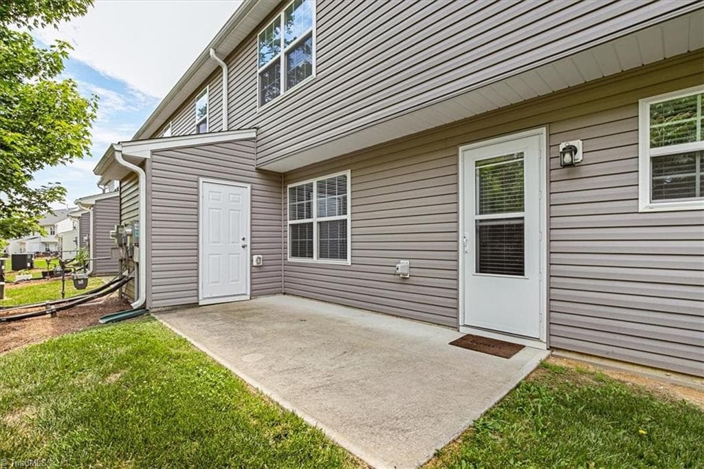 Stick/Site Built at 3837 Copperfield Court, High Point NC 27265, photo 38 of 42