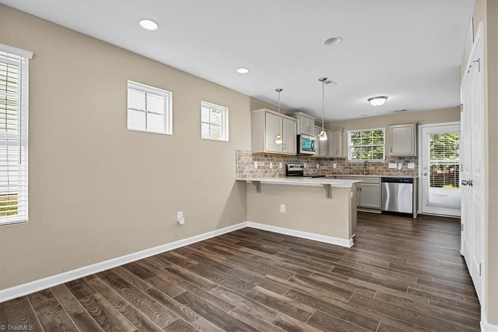 Stick/Site Built at 3837 Copperfield Court, High Point NC 27265, photo 11 of 42