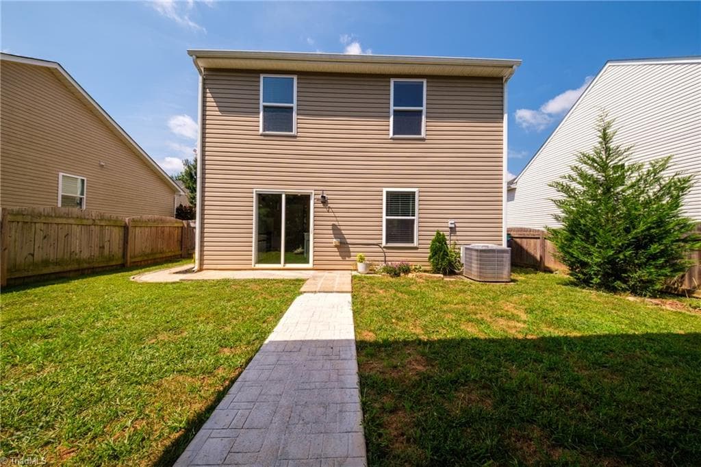 Stick/Site Built at 4239 Kendall Farms Way, Winston-Salem NC 27107, Winston-Salem, photo 29 of 39