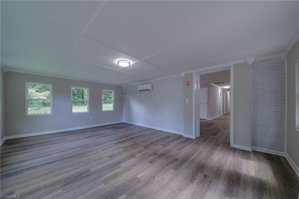 Stick/Site Built at 241 Commonwealth Drive, Winston-Salem NC 27104, Winston-Salem, photo 15 of 46