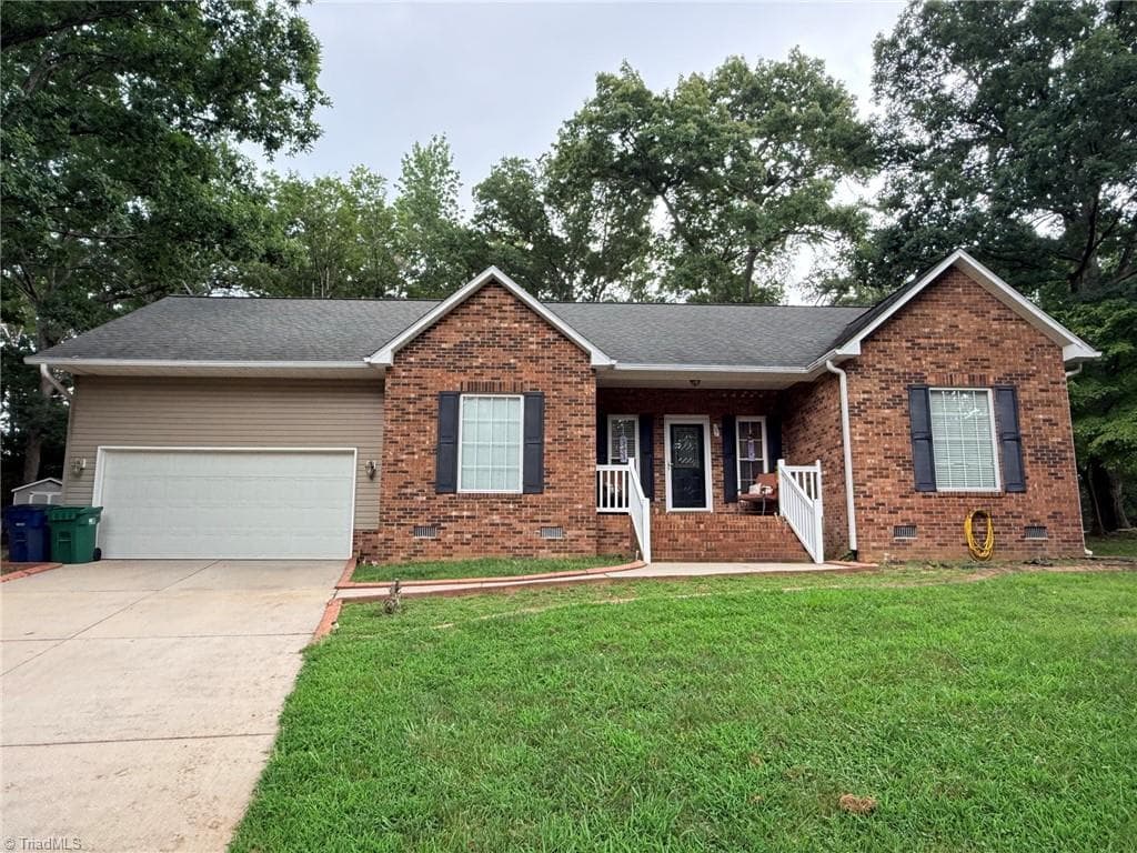 197 Landfall Drive, Eden NC 27288