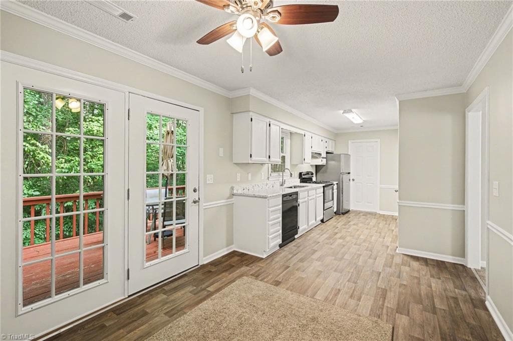 Stick/Site Built at 103 Edgedale Court, Kernersville NC 27284, photo 6 of 23