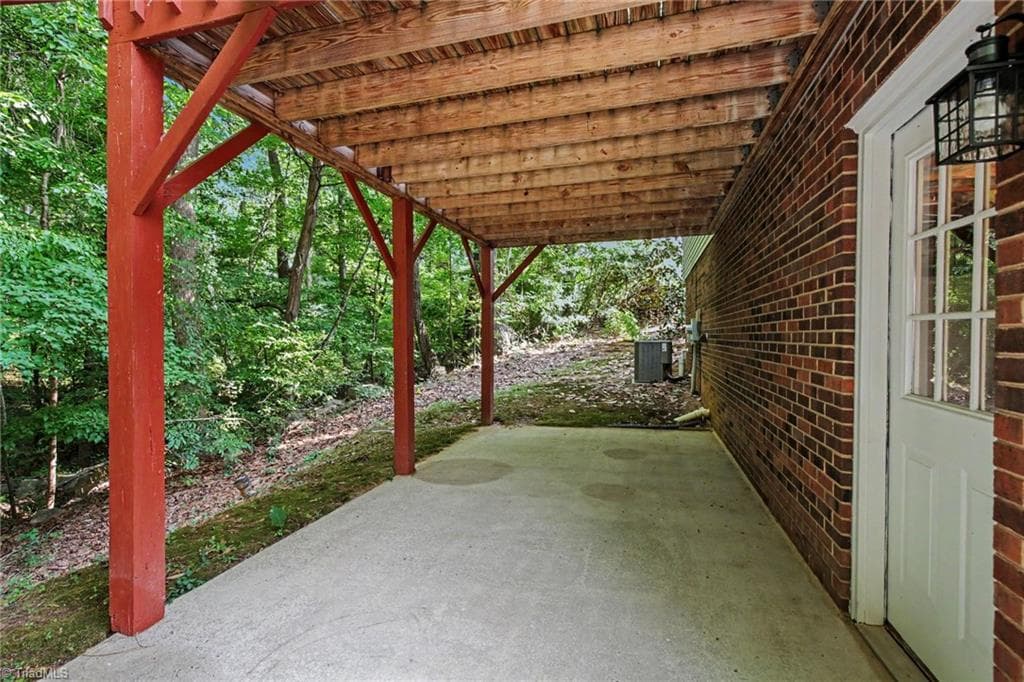 Stick/Site Built at 103 Edgedale Court, Kernersville NC 27284, photo 18 of 23