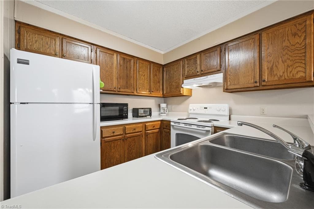 Modular at 301 Pinnacle Inn Road # 2116, Beech Mountain NC 28604, photo 9 of 50