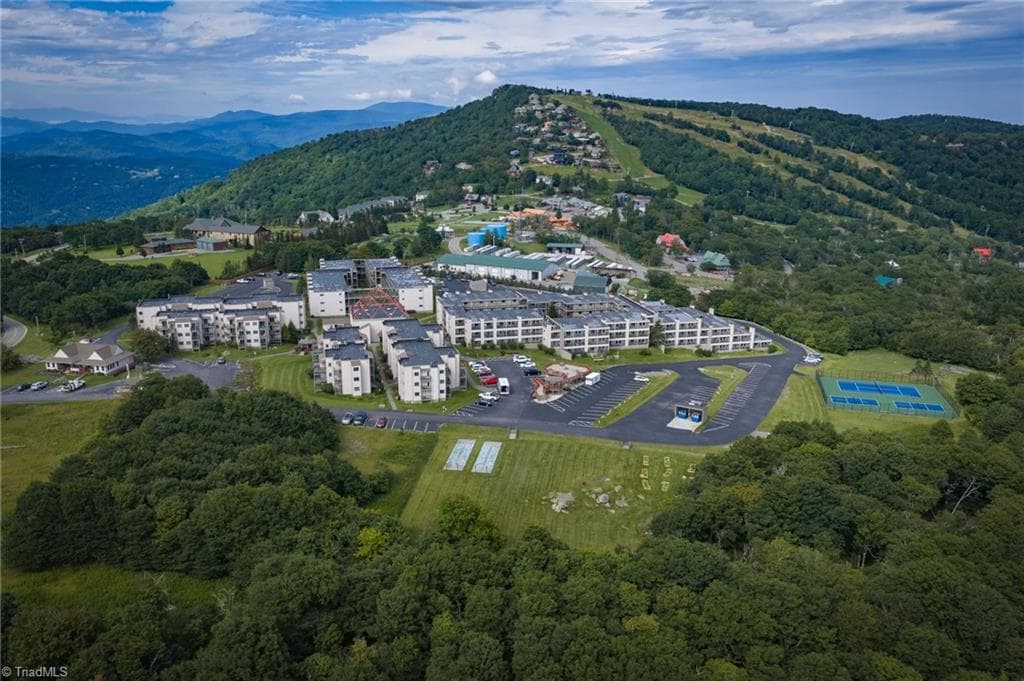Modular at 301 Pinnacle Inn Road # 2116, Beech Mountain NC 28604, photo 44 of 50
