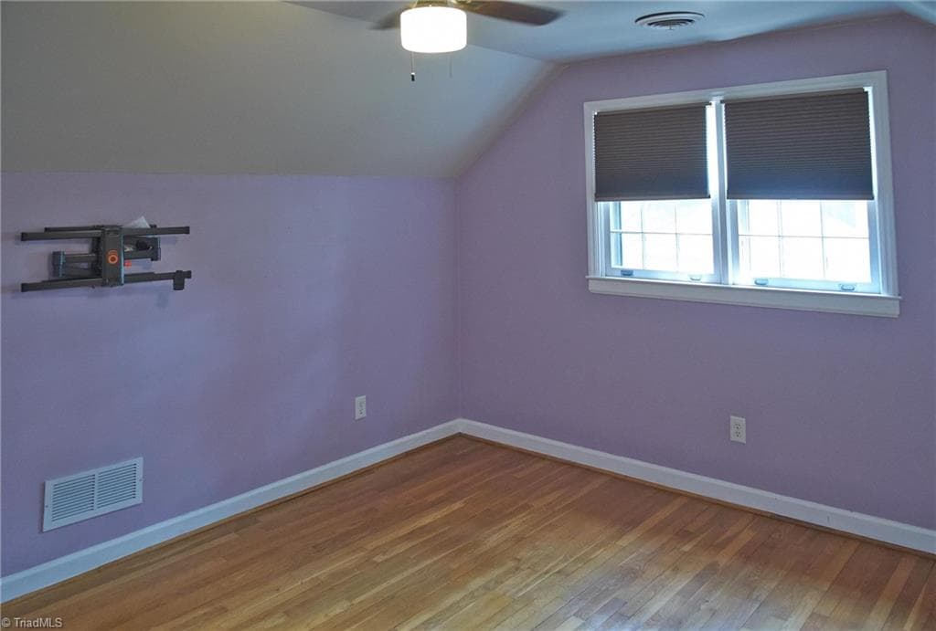 Stick/Site Built at 907 Onslow Drive, Greensboro NC 27408, photo 32 of 50