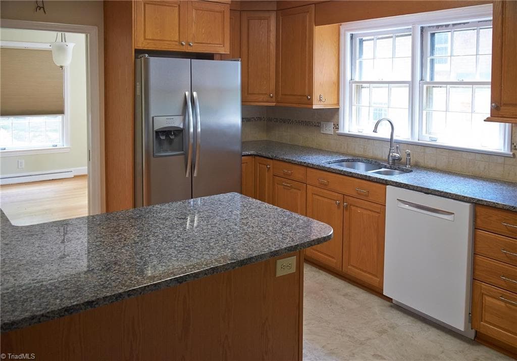 Stick/Site Built at 907 Onslow Drive, Greensboro NC 27408, photo 11 of 50