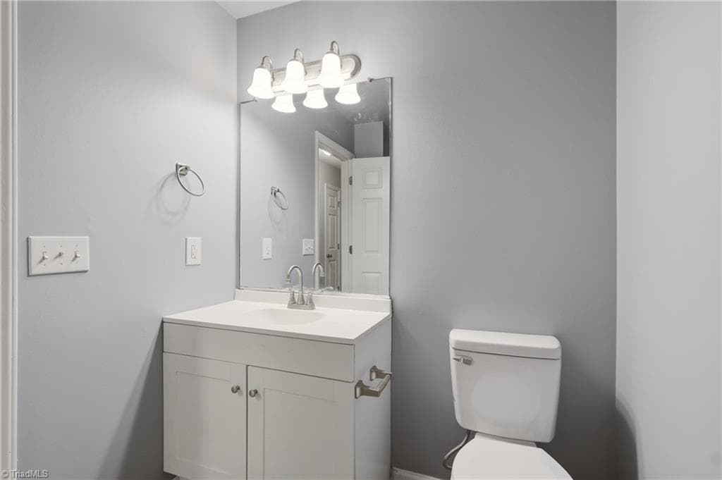 Stick/Site Built at 407 Lassiter Drive, High Point NC 27265, photo 17 of 34