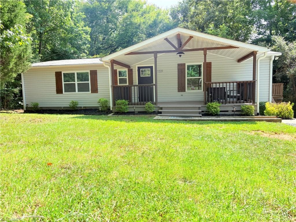 1331 lynndale Drive, Winston-Salem NC 27106
