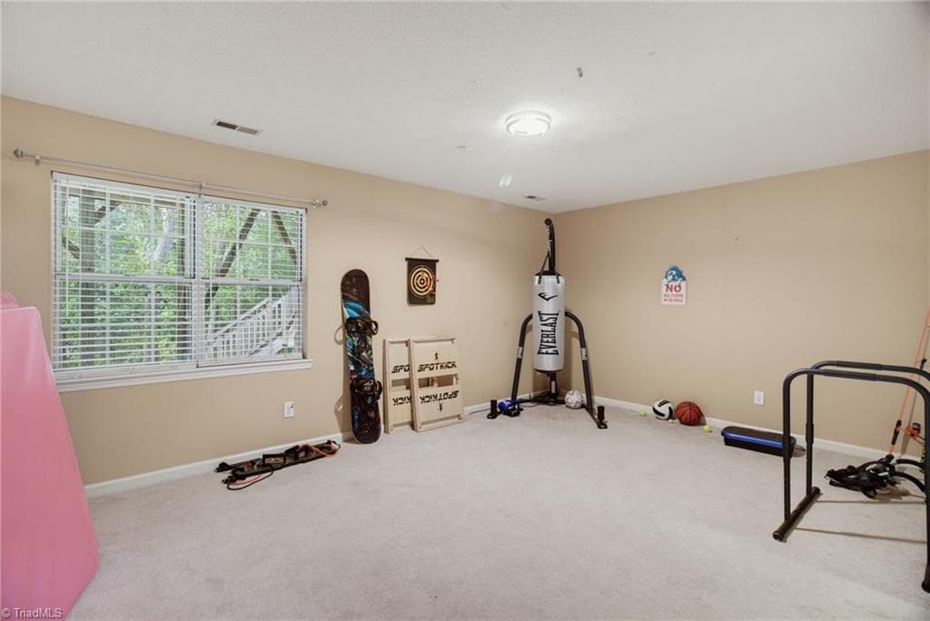 Stick/Site Built at 3913 Landover Drive, High Point NC 27265, photo 23 of 30