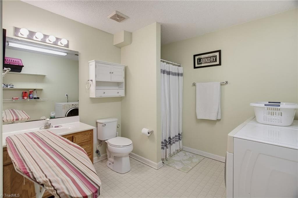 Stick/Site Built at 3913 Landover Drive, High Point NC 27265, photo 25 of 30