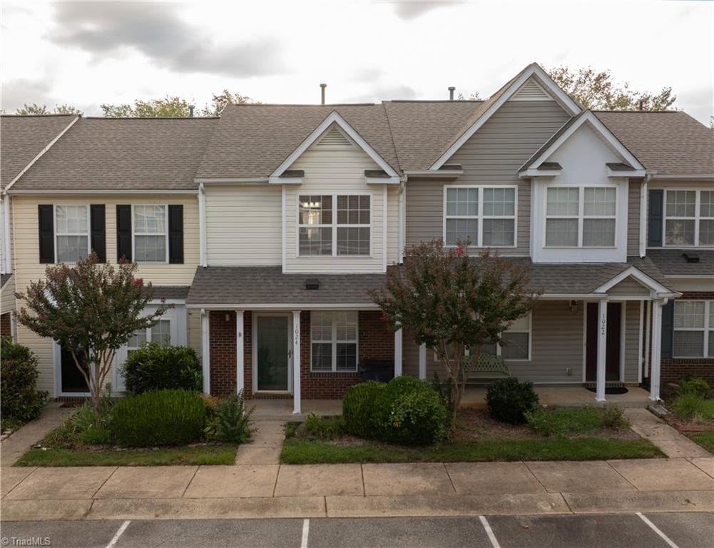 Stick/Site Built at 1024 Oak Blossom Way, Whitsett NC 27377, Whitsett, photo 3 of 36