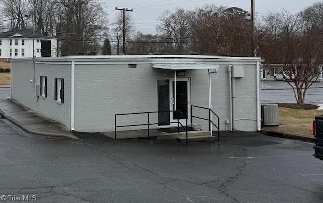 Office at 165 Renfro Street, Mount Airy NC 27030, photo 2 of 12
