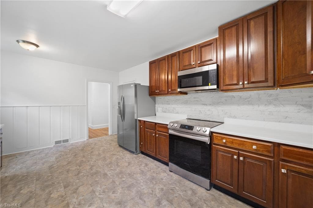 Stick/Site Built at 3563 Milhaven Road, Winston-Salem NC 27106, Winston-Salem, photo 12 of 43
