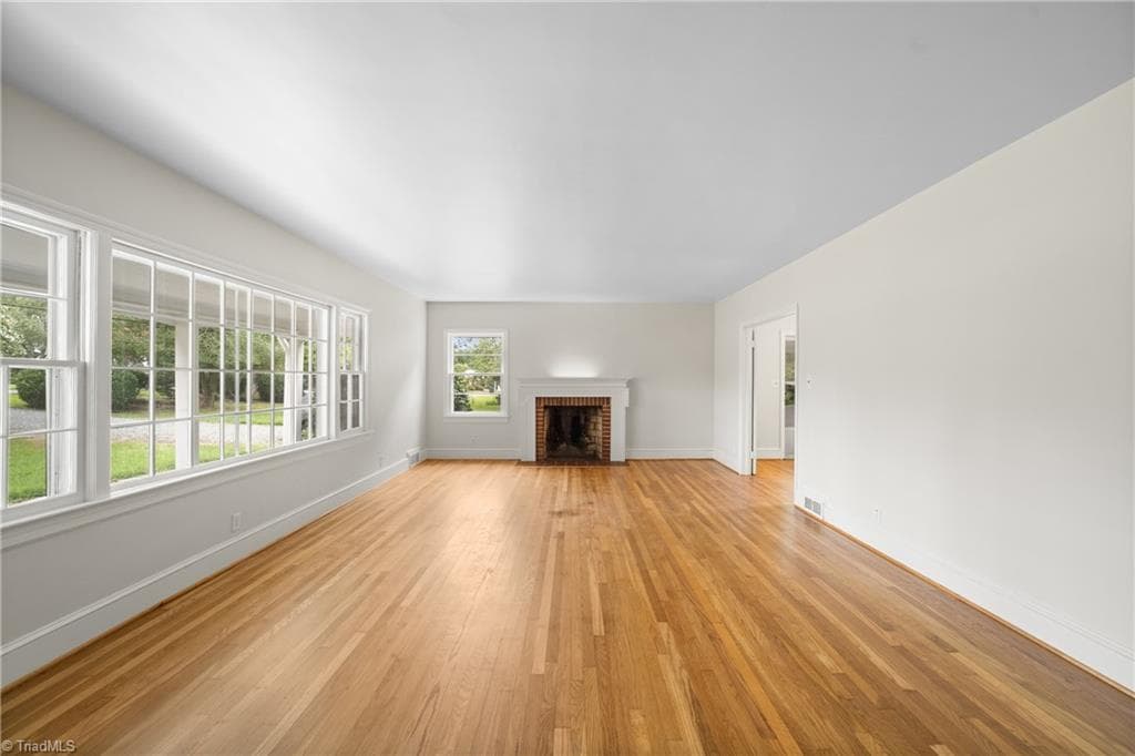 Stick/Site Built at 3563 Milhaven Road, Winston-Salem NC 27106, Winston-Salem, photo 5 of 43